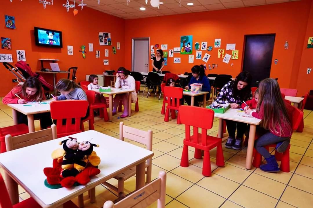 46 Vale C'E' Al Villaggio Olimpico Di Сестриере Экстерьер фото